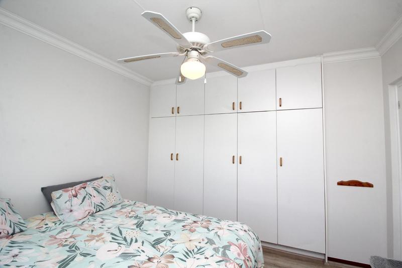 3 Bedroom Property for Sale in Fraaiuitsig Western Cape